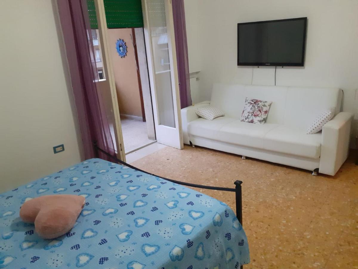 Bed and Breakfast A Casa Di Adele Caserta Zewnętrze zdjęcie