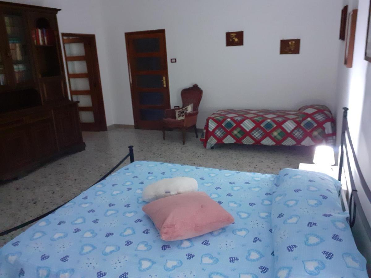 Bed and Breakfast A Casa Di Adele Caserta Zewnętrze zdjęcie